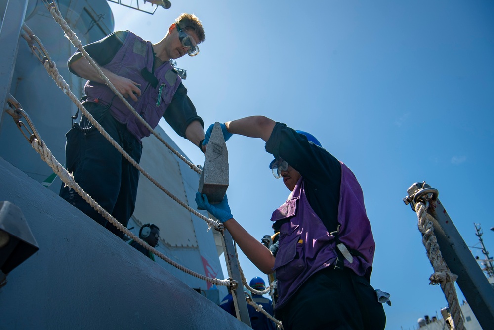 USS Sterett conducts routine operations as part of the Carl Vinson Carrier Strike Group