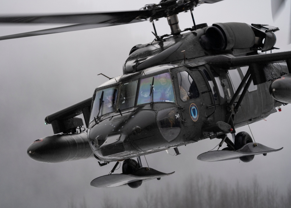 AKARNG infantry and aviators team up during winter FTX