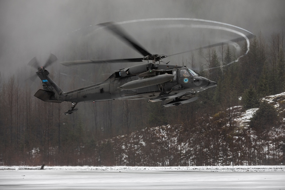 AKARNG infantry and aviators team up during winter FTX