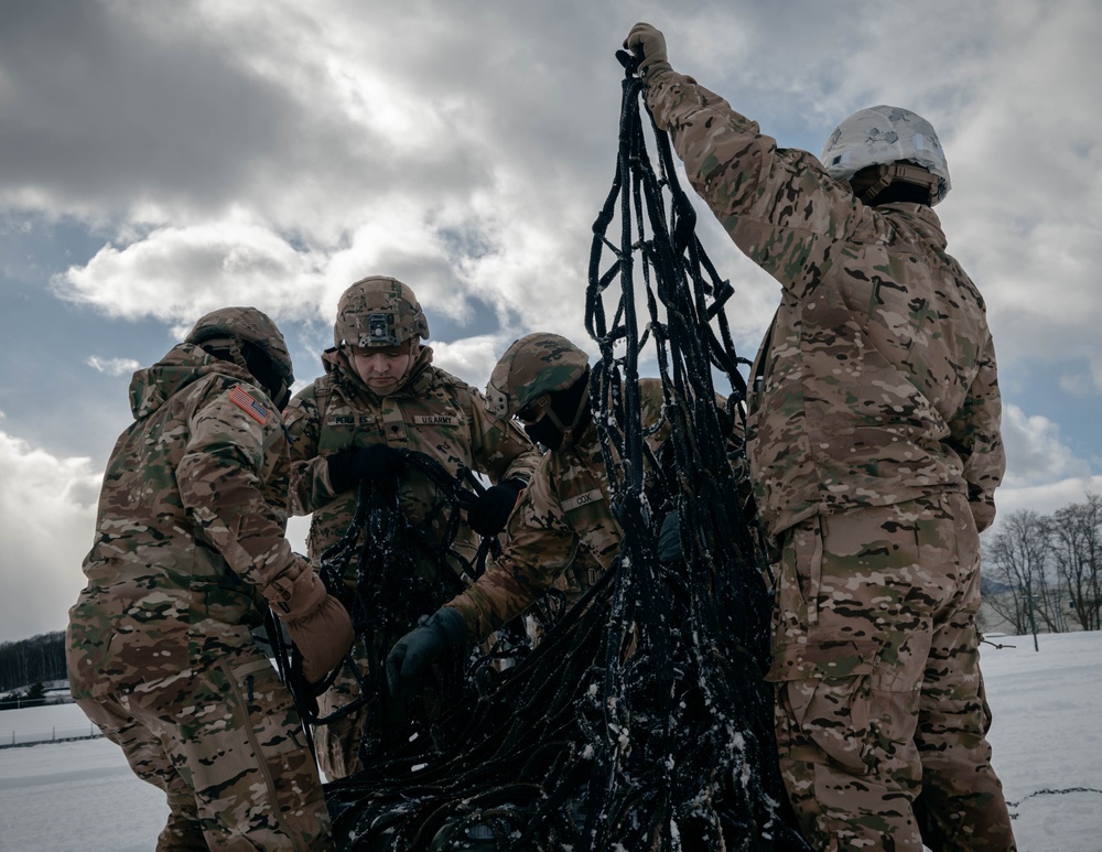 Preparing the Sling Load