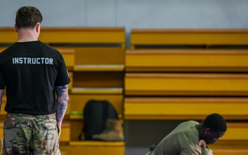 Incirlik performs combatives training