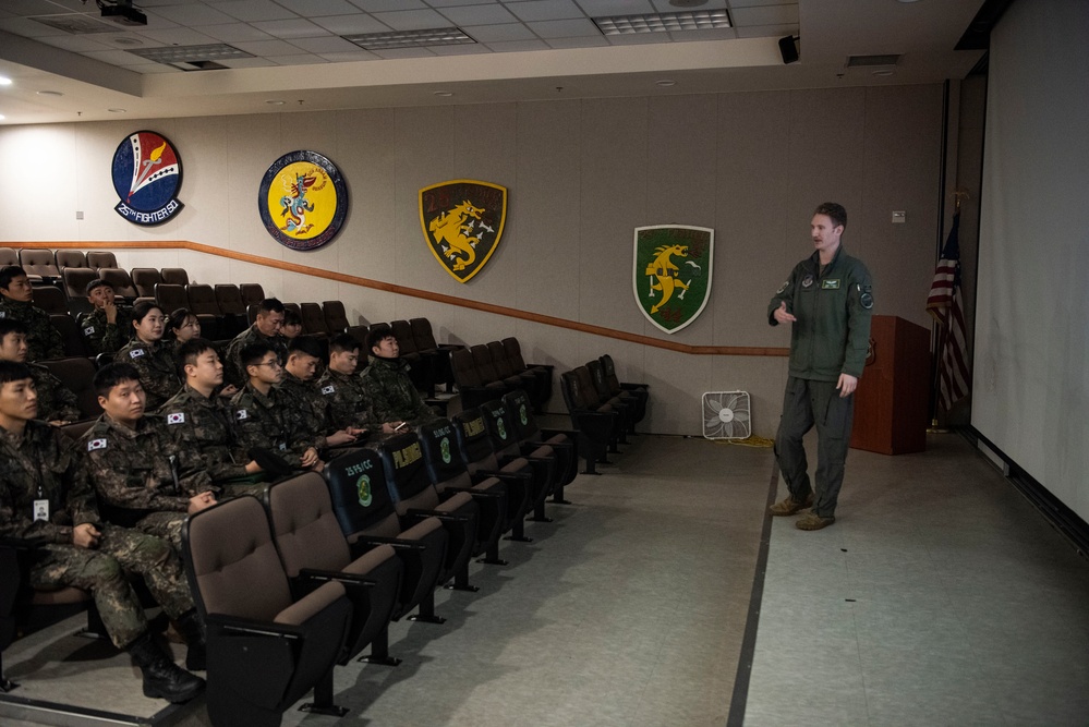 Furthering interoperability: ROKA 112th MIB, 25th FS integrate