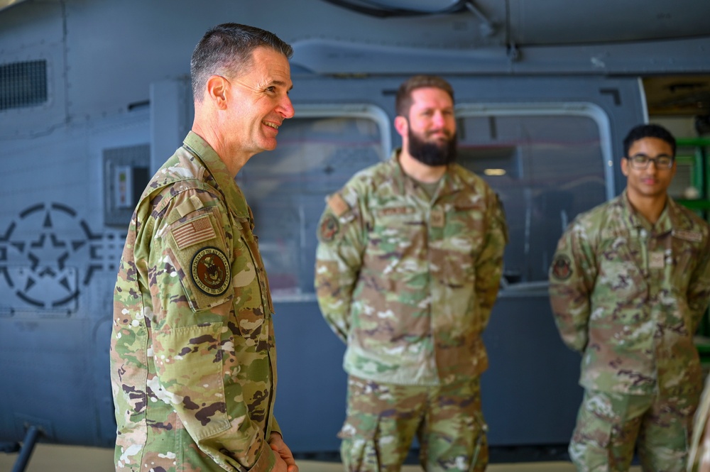 Chief of Chaplains visits Aviano Air Base