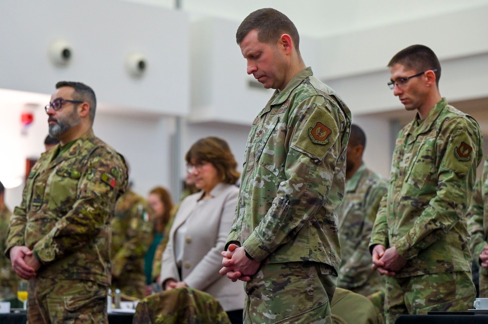 Chief of Chaplains visits Aviano Air Base