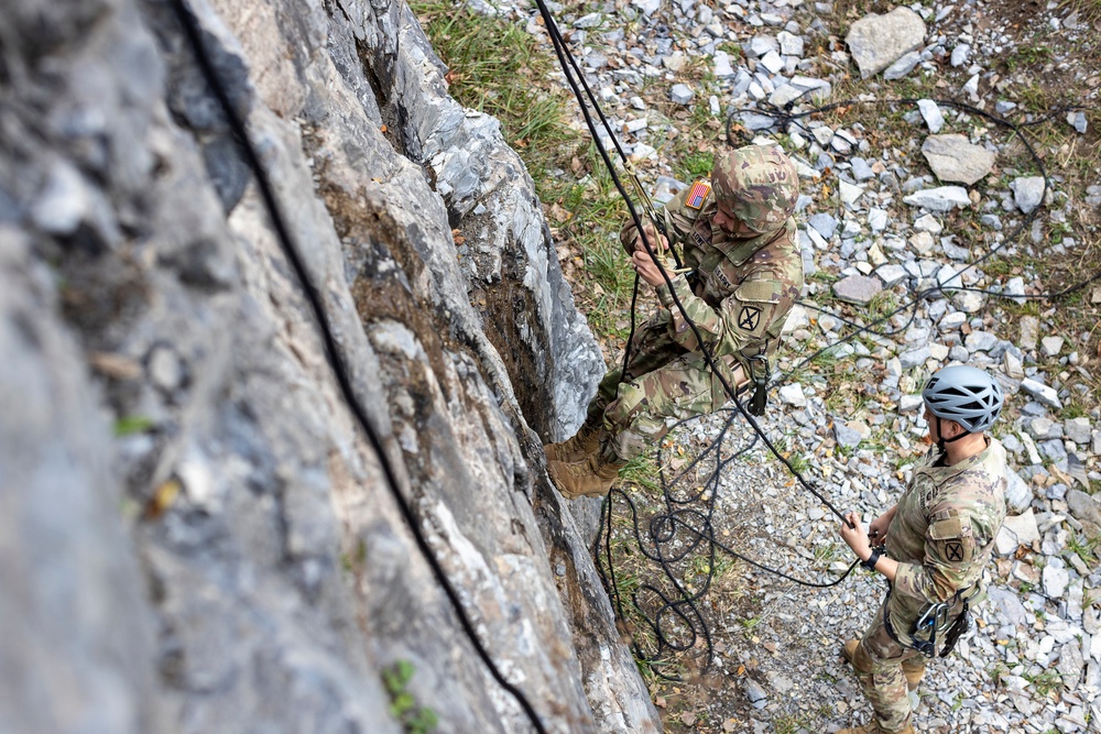 Mountain Training Group embraces ‘train, advise, develop’ mission at Fort Drum