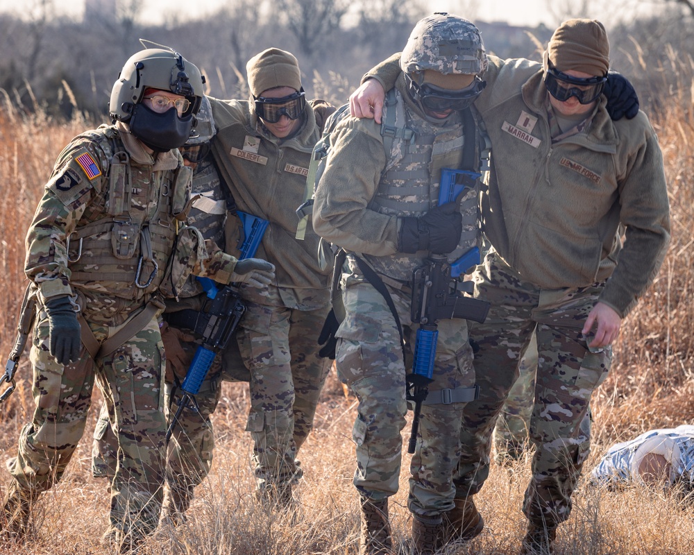 OKGuard, Air Force conduct joint MEDEVAC training at Tinker AFB