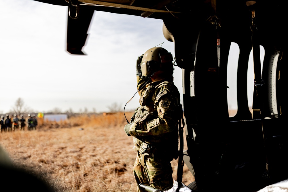 OKGuard, Air Force conduct joint MEDEVAC training at Tinker AFB