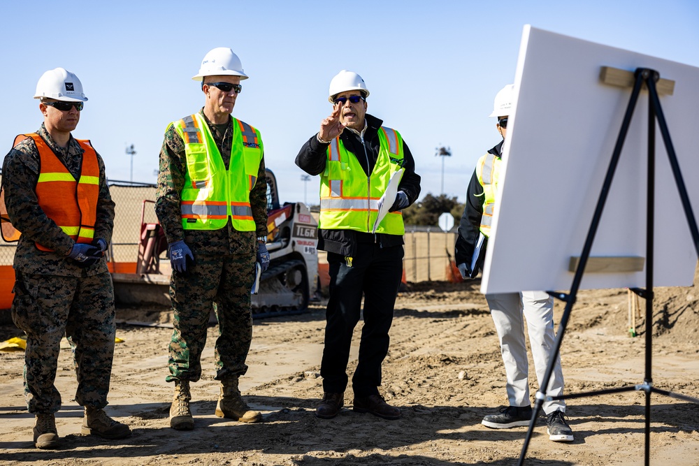 Major General Jason G. Woodworth Visits MCRD San Diego