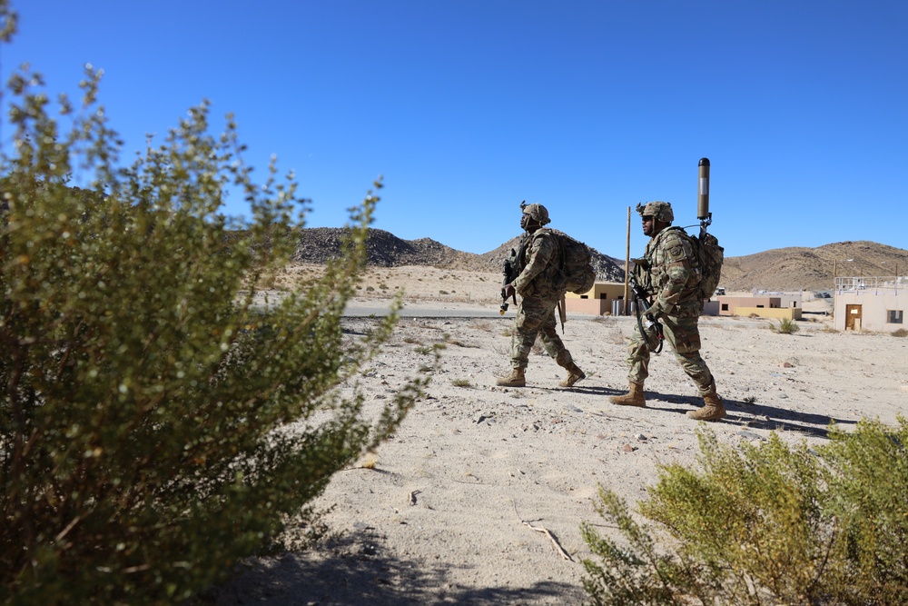 11th Cyber Battalion supports U.S. Army Rotational Training Units at NTC 16