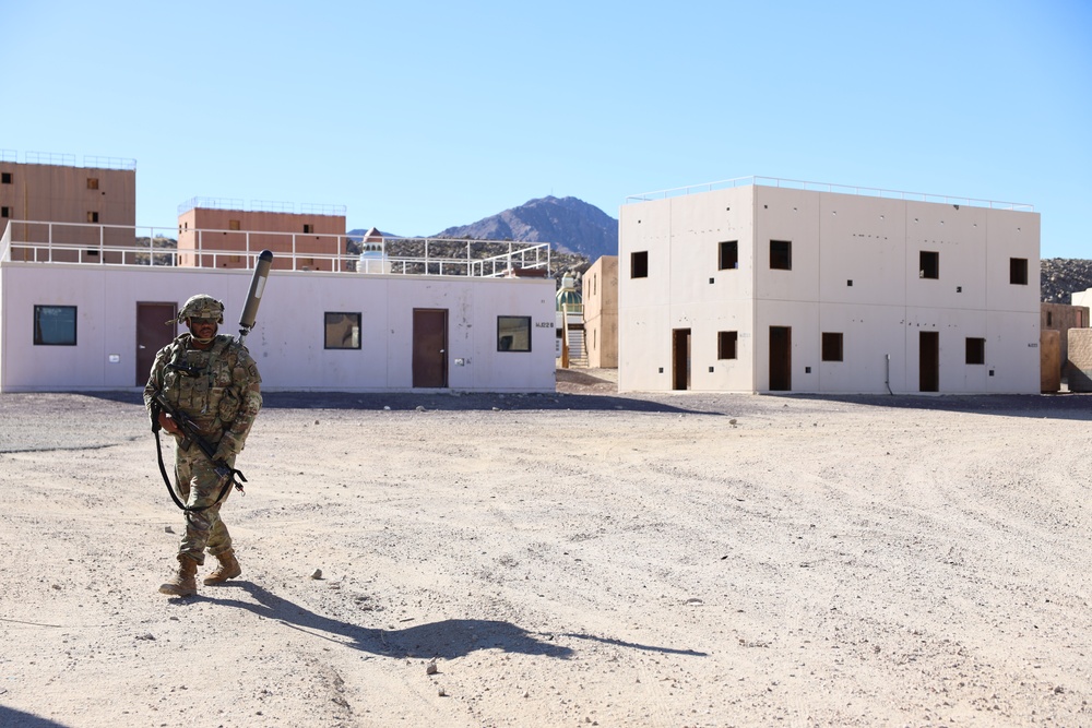 11th Cyber Battalion supports U.S. Army Rotational Training Units at NTC 19