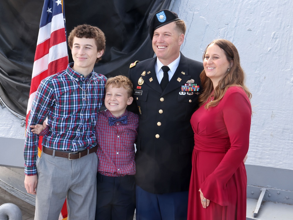 Career Army Officer leads Mobile District Contracting