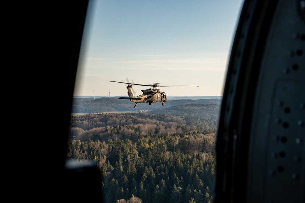 1st Air Cavalry Brigade takes flight during Exercise Combined Resolve