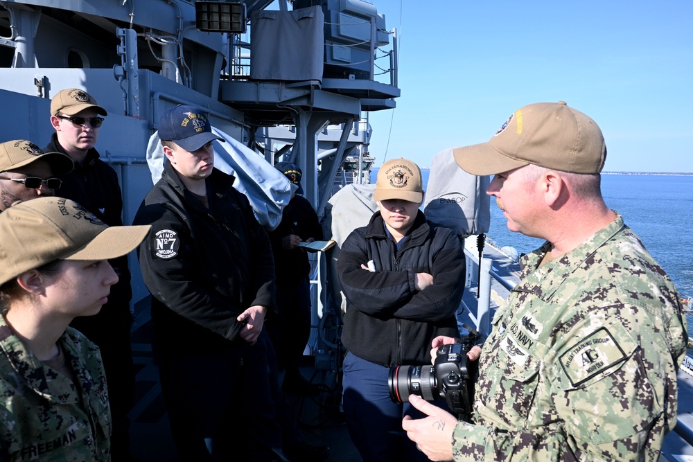 USS Iwo Jima Conducts Operations During Mariner Skills Week