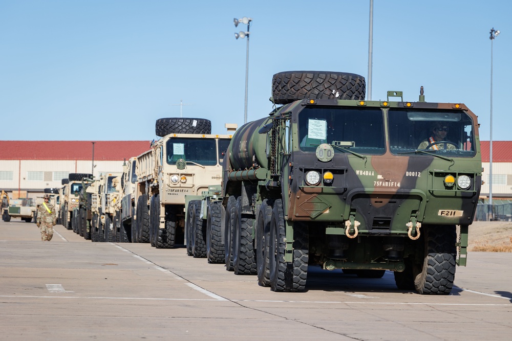 1-14 Soldiers Conduct Railhead Ops