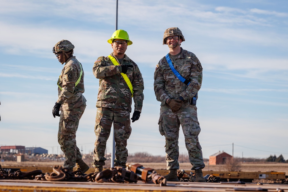 1-14 Soldiers Conduct Railhead Ops