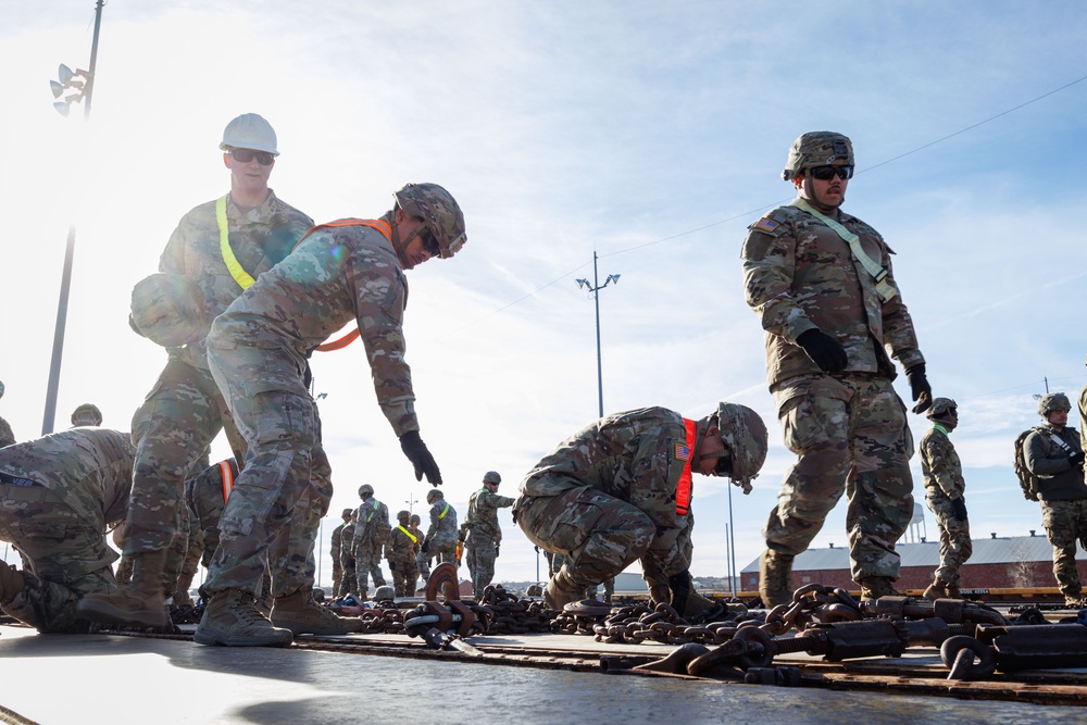 1-14 Soldiers Conduct Railhead Ops