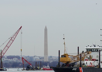 Coast Guard supports salvage operations to plane crash in Potomac River