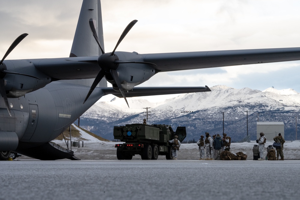 317 AW delivers tactical airlift during joint Arctic exercise