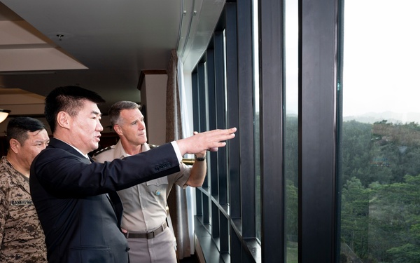 Mongolian Minister of Defense visits U.S. Indo-Pacific Command