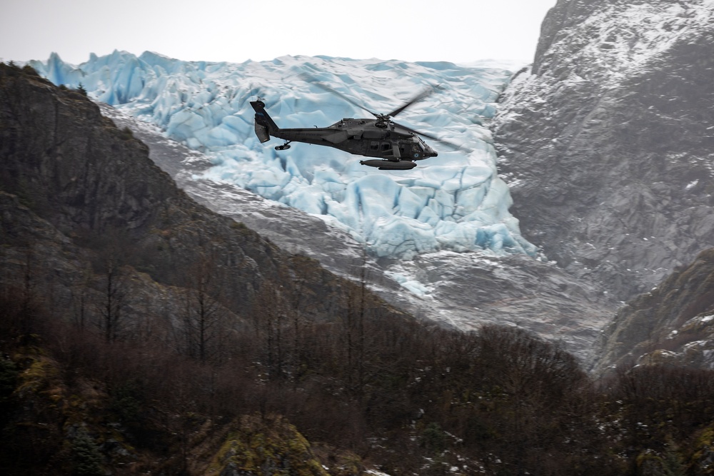 AKARNG infantry and aviators team up during winter FTX