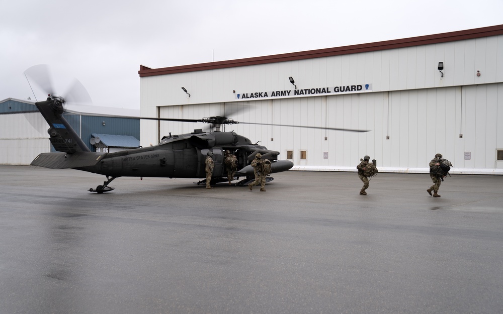 AKARNG infantry and aviators team up during winter FTX