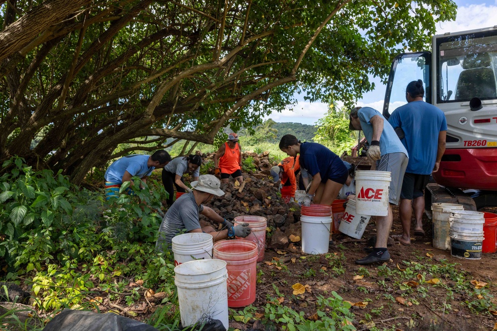 PMRF Sailors and Civilians Volunteer at Alakoko Fish Pond