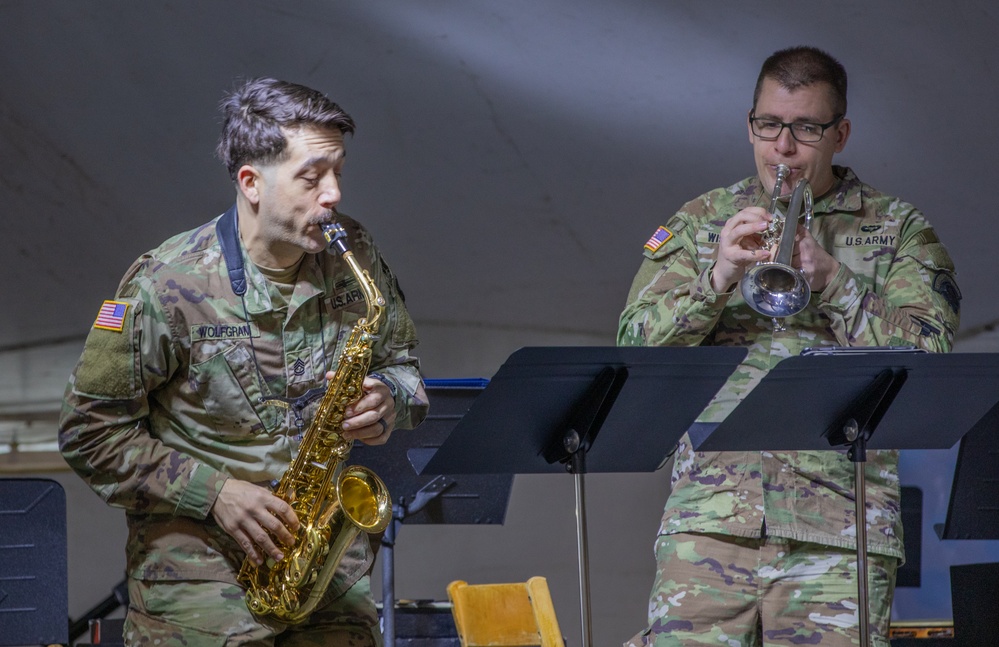 338th Army Band Performs at Zehnder’s Snowfest