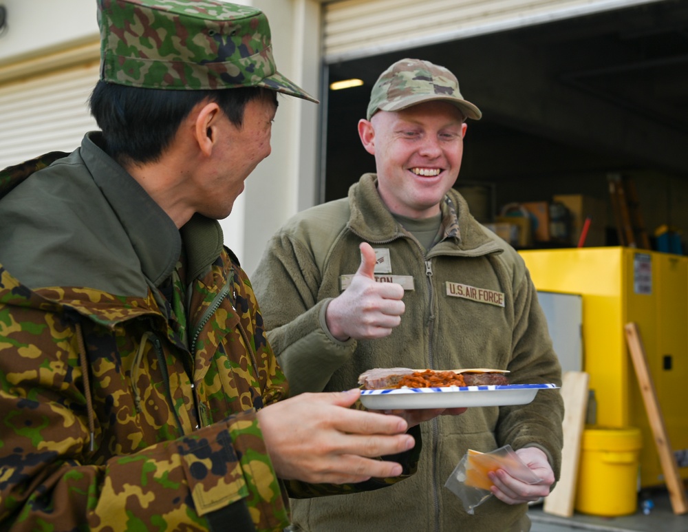 Bridging Cultures: JGSDF English Tour Enhances Bilateral Understanding