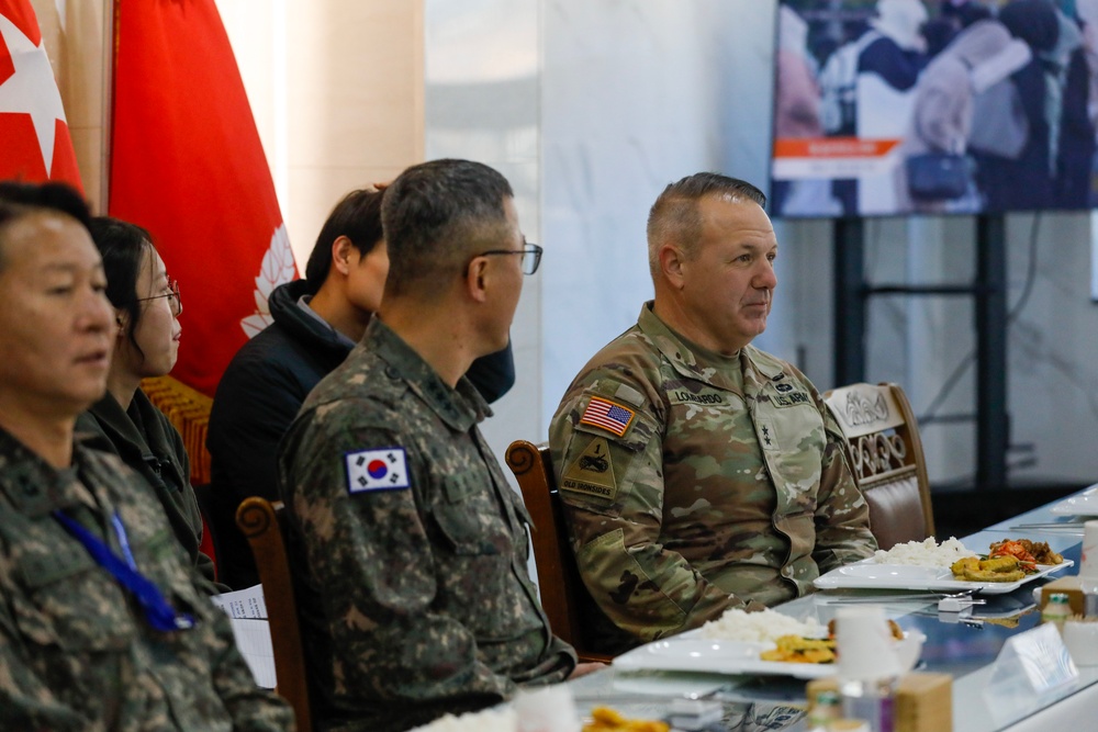 W6 2ID/ROK Army Meeting