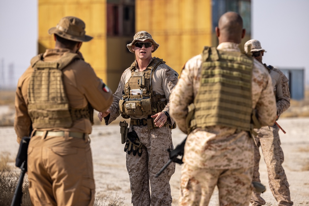 FASTCENT Marines participate in joint training with Kuwaiti armed forces