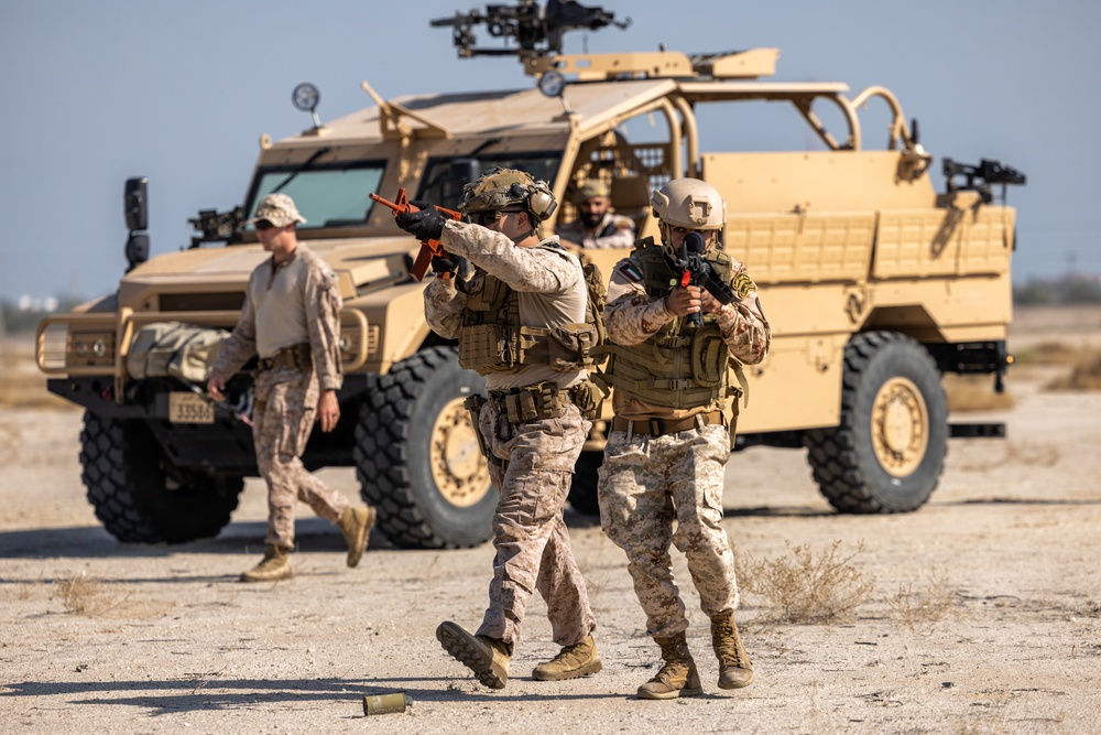 FASTCENT Marines participate in joint training with Kuwaiti armed forces