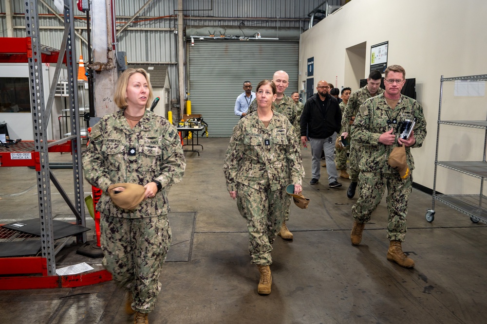 NAVSUP Deputy Commander Visits NAVSUP FLC San Diego