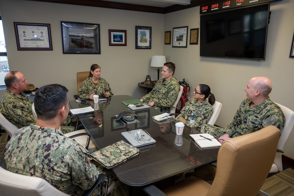 NAVSUP Deputy Commander Visits NAVSUP FLC San Diego