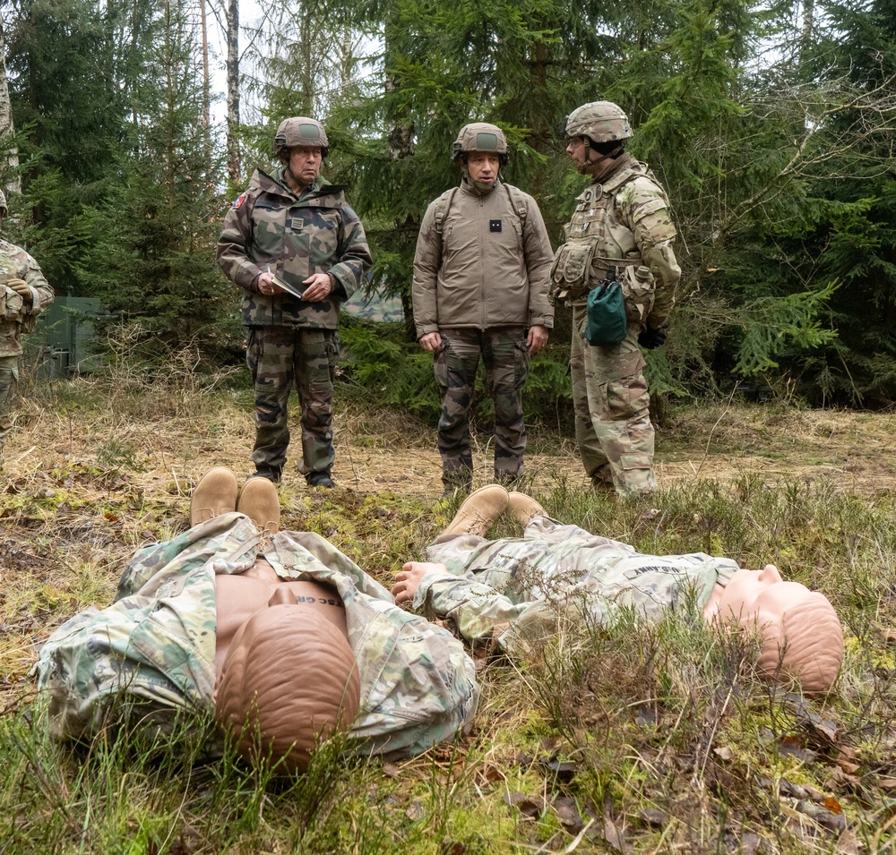 French Army Brig. Gen. Marc Galan visits 41st FAB Soldiers during Brigade Exercise