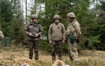 French Army Brig. Gen. Marc Galan visits 41st FAB Soldiers during Brigade Exercise