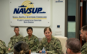 NAVSUP Deputy Commander Visits NAVSUP FLC San Diego