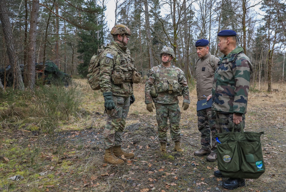 French Army Brig. Gen. Marc Galan visits 41st FAB Soldiers during Brigade Exercise