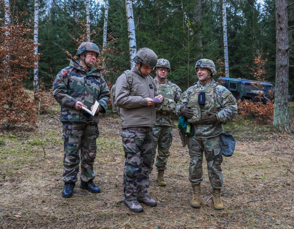 French Army Brig. Gen. Marc Galan visits 41st FAB Soldiers during Brigade Exercise