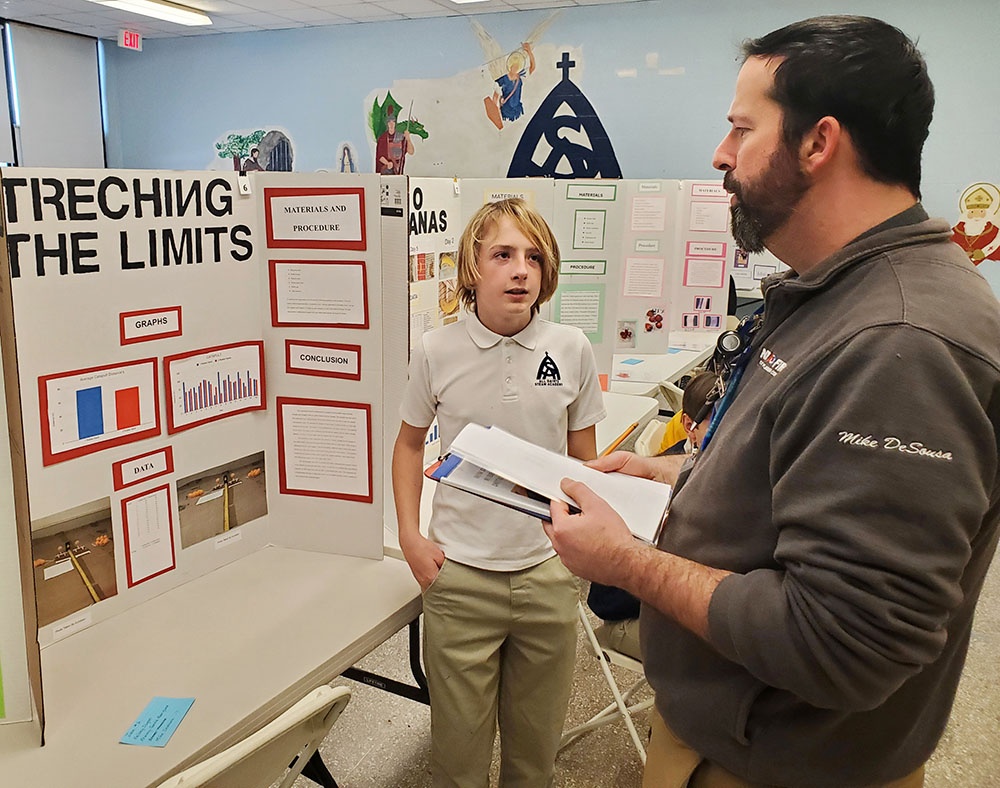 NUWC Division Newport volunteers encourage interest in STEM at school science fairs