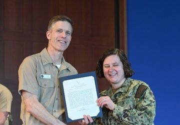 United States Navy Band Presents Awards at All Hands Meeting
