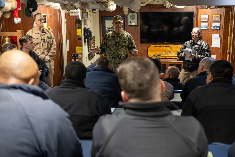 Vice Adm. Gumbleton Visits USS Mitscher