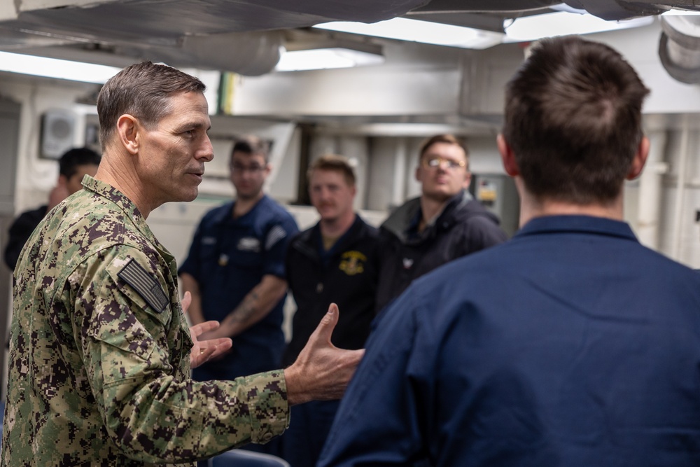 Vice Adm. Gumbleton Visits USS Mitscher