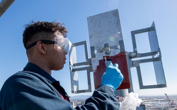 Makin Island Antenna Maintenance