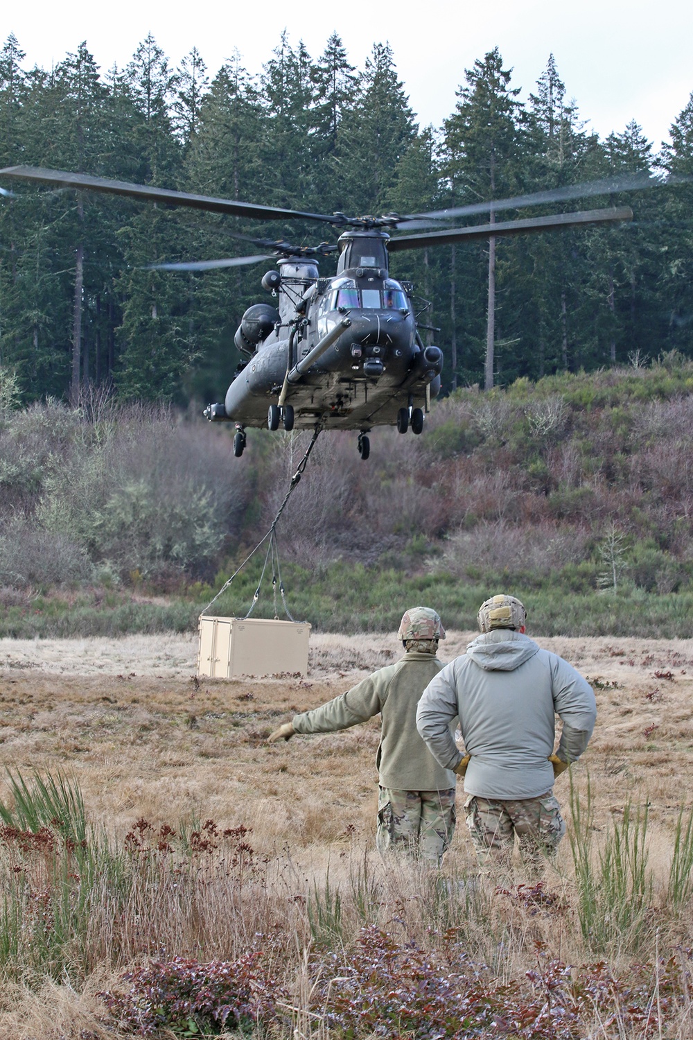 Sustainment Soldiers Learn Sling Load Operations