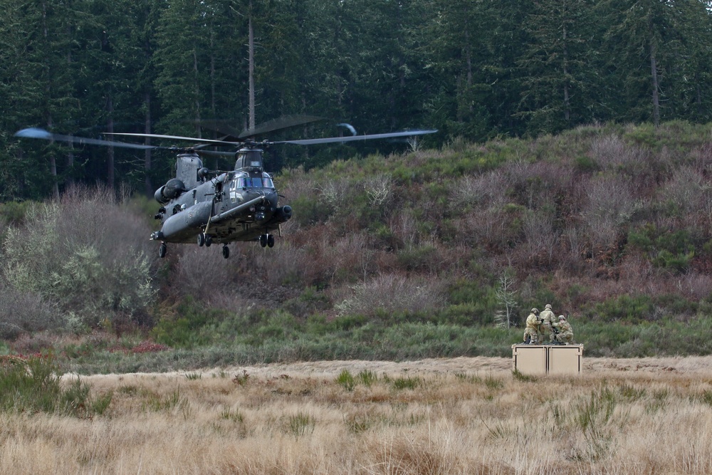 Sustainment Soldiers Learn Sling Load Operations