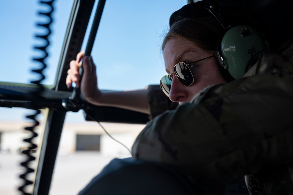 MC-130J crew transports Emerald Warrior AFSOC forces