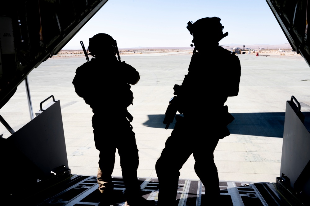 MC-130J crew transports Emerald Warrior AFSOC forces