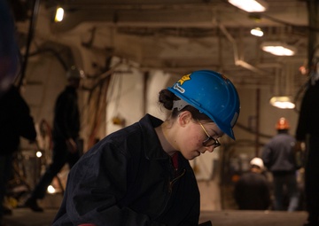 Kearsarge Participates In Damage Control Material Assessment (DCMA)