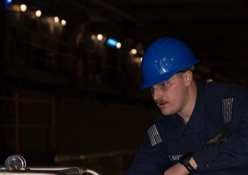 Kearsarge Participates In Damage Control Material Assessment (DCMA)