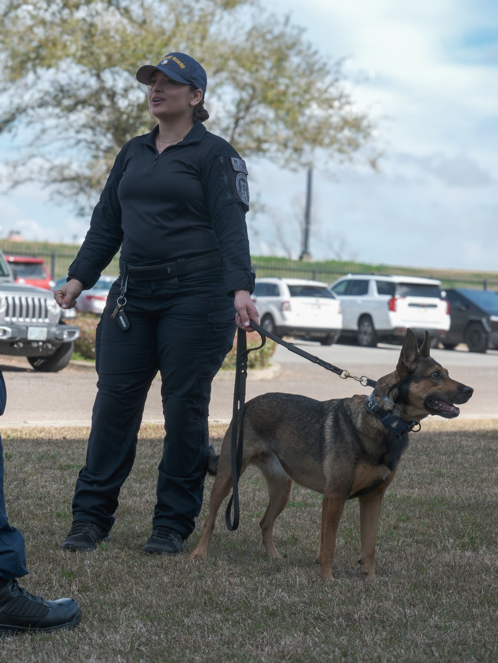 US Coast Guard K-9s in arrive New Orleans